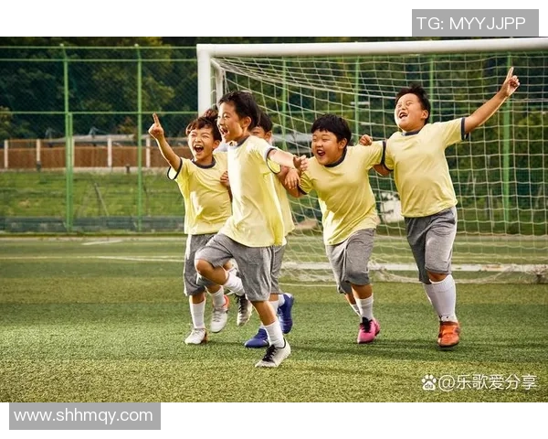 足球星乔奋勇拼搏谱写绿茵传奇点燃无数球迷激情梦想